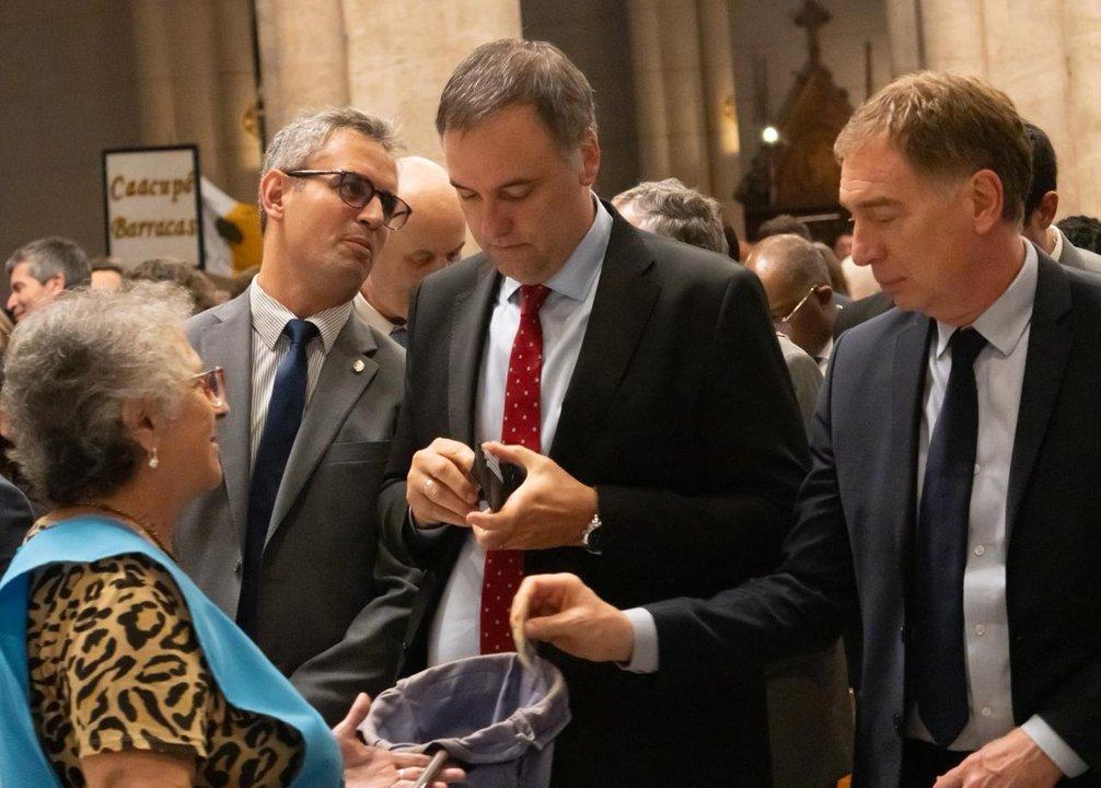 Finalizoacute la misa en Lujaacuten por el Papa con Adorni y sin Villarruel