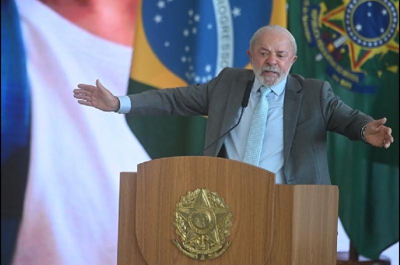 Con tono iroacutenico Lula pidioacute el Nobel de la Paz para Trump- Asiacute el mundo viviraacute tranquilamente