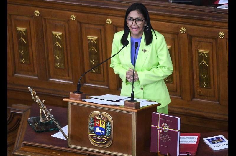 Delcy Rodriacuteguez pidioacute al FMI acceso a US 5000 millones de Venezuela