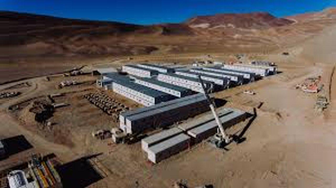 Poleacutemica por la renta minera- La Rioja bloqueoacute el acceso al proyecto Vicuntildea