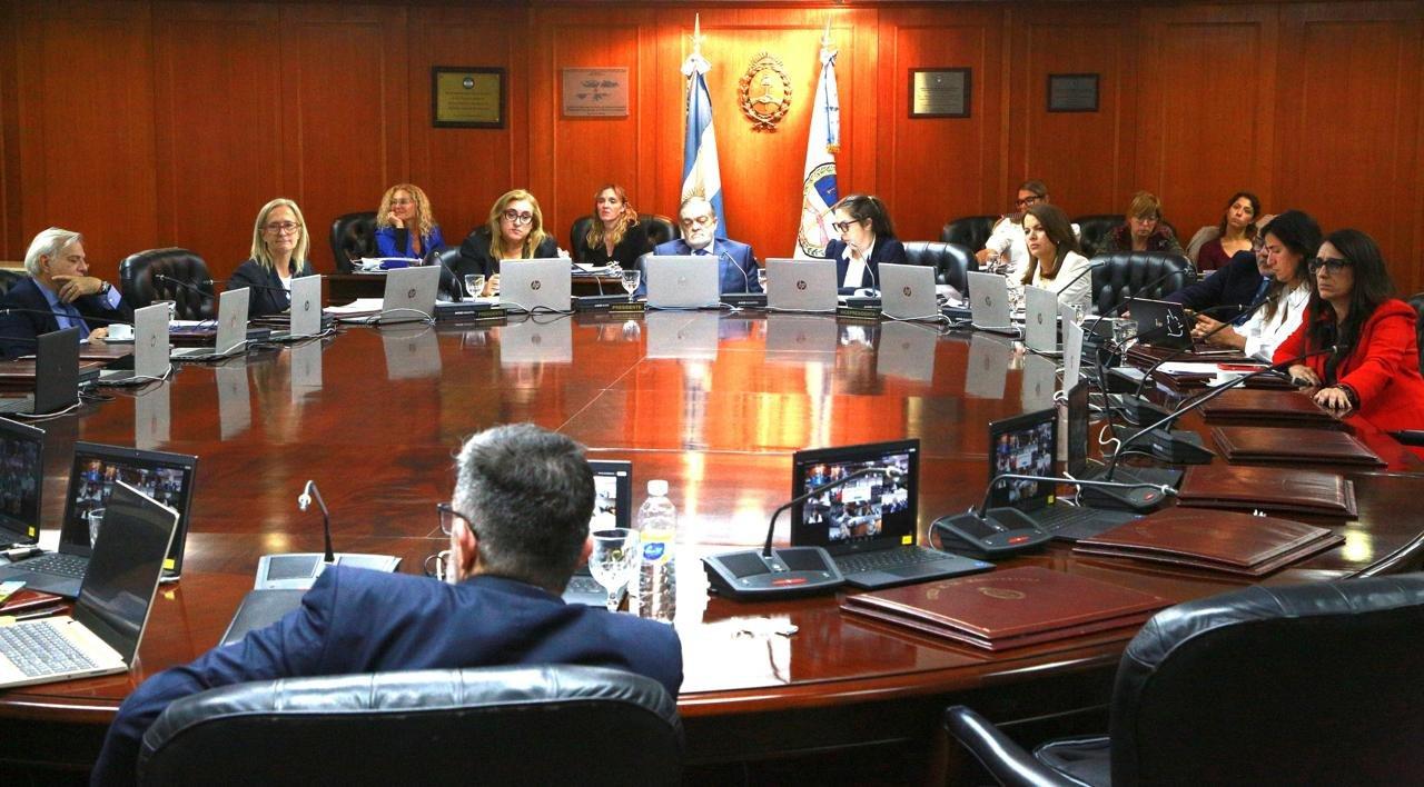 Consejo de la Magistratura- avanzan con Salmain y postergan a Maraniello en medio del debate por concursos