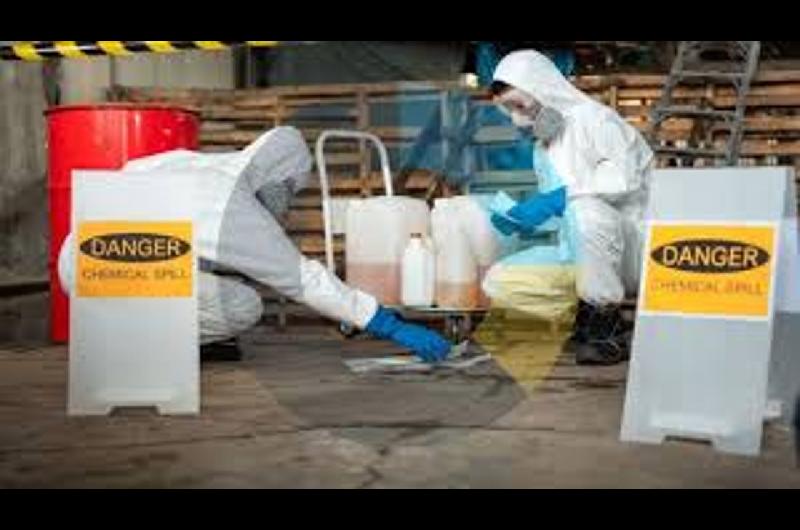 Dos muertos por fuga en una planta quiacutemica en Virginia Occidental