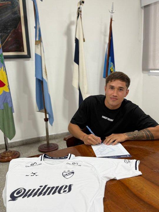 Primera Nacional- Quilmes renovoacute el contrato de una joya de sus inferiores