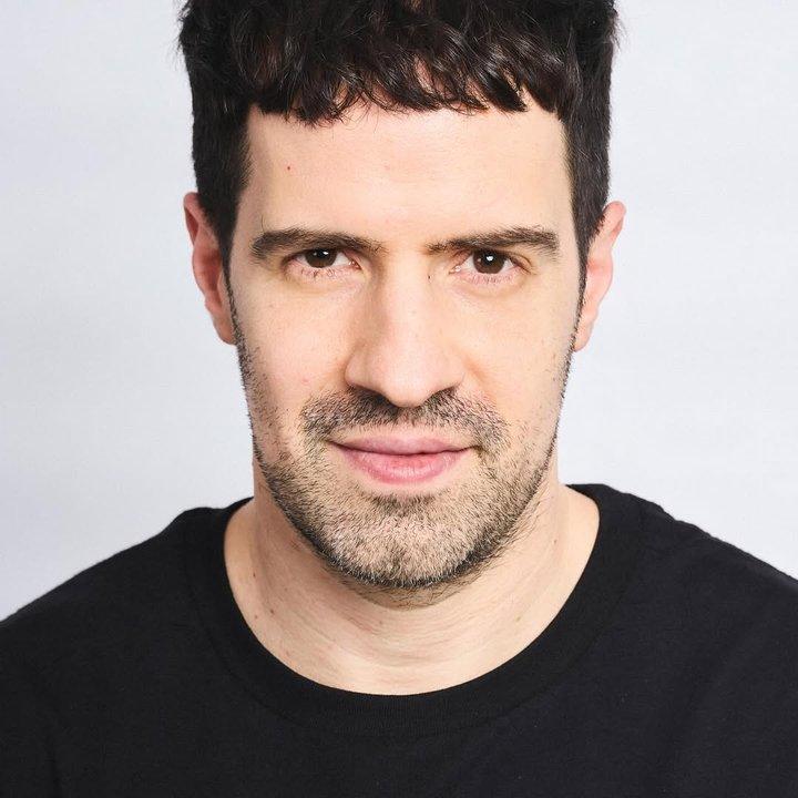 Martiacuten Cirio tendraacute su propio programa en Telefe Streams