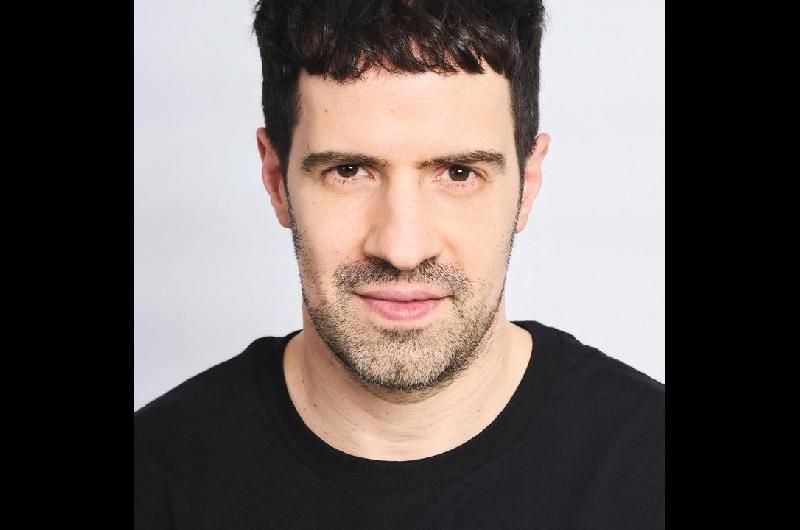 Martiacuten Cirio tendraacute su propio programa en Telefe Streams