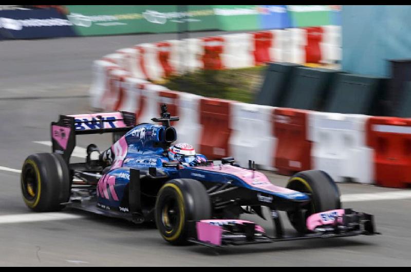 Colapinto giroacute en Buenos Aires por uacuteltima vez con el Lotus E20