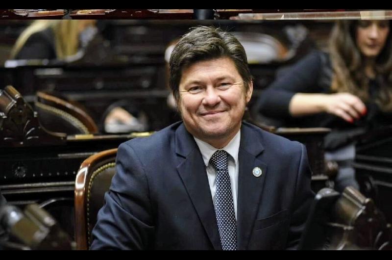 Un diputado libertario respaldoacute a Adorni y aseguroacute que ldquoes uno de los funcionarios maacutes importantesrdquo del Gobierno