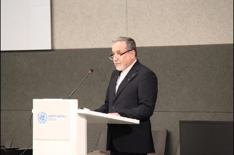 El canciller de Iraacuten se reuacutene con Putin en Rusia