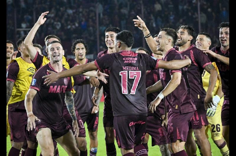 Copa Libertadores- Lanuacutes recibe a Liga de Quito en un partido que podriacutea ser clave