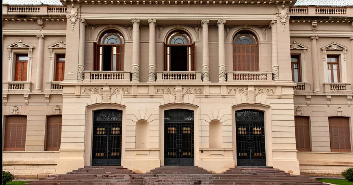 Conforme previsiones de la Ley 2995 Fiscaliacutea de Estado protege las tierras de la Provincia