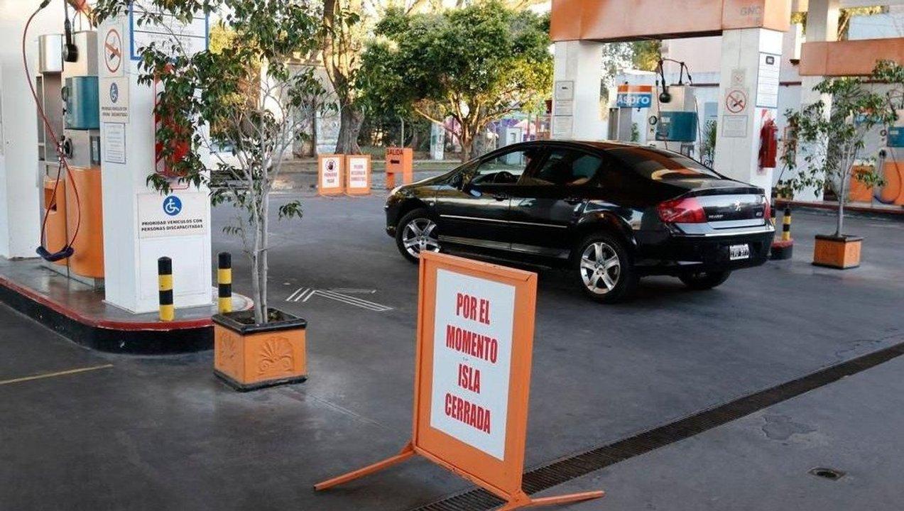 Cortan el suministro de GNL a estaciones de servicio e industrias