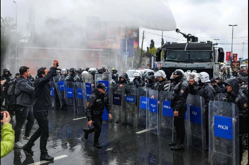 1 de Mayo en Turquiacutea- al menos 370 personas detenidas