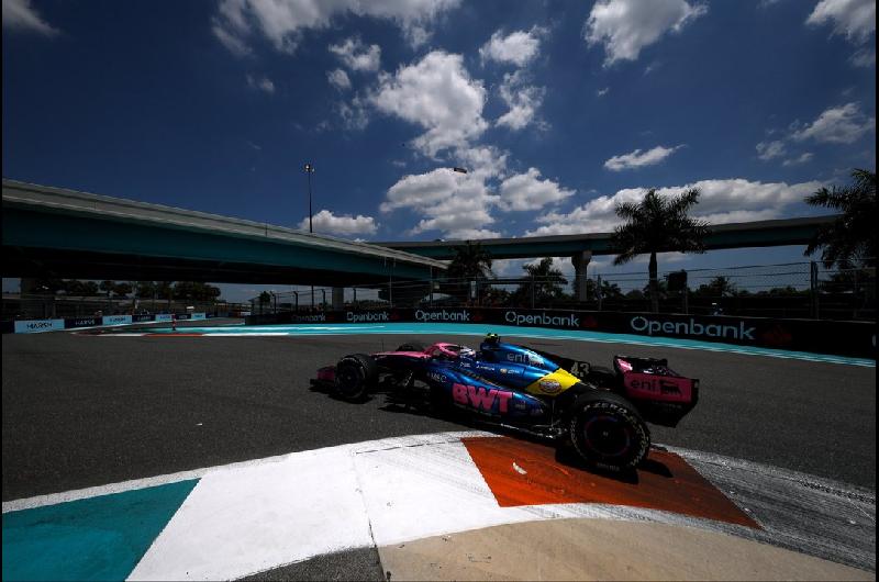 Franco Colapinto tras una gran clasificacioacuten sprint en Miami- ldquoEstoy muy contentordquo
