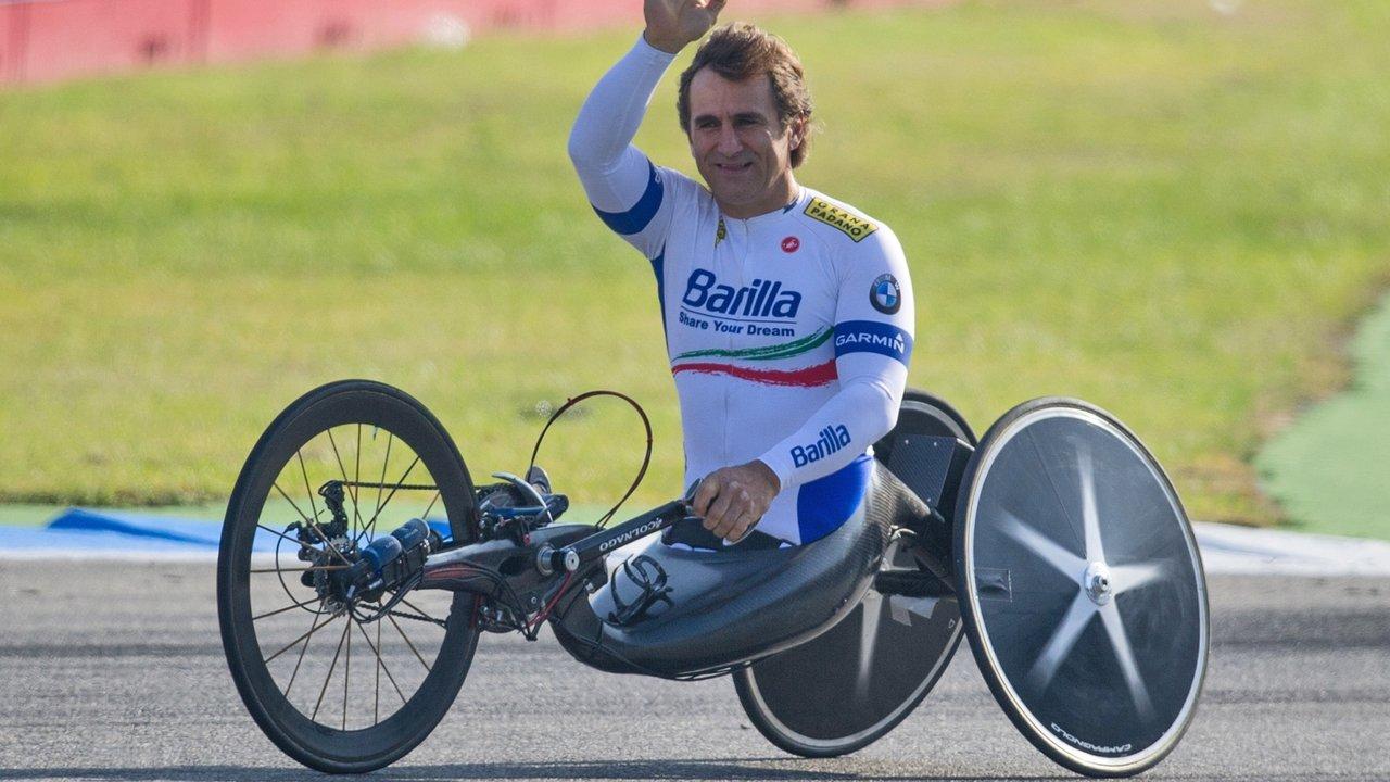 Murioacute Alex Zanardi protagonistas de una de las mayores historias de superacioacuten en el deporte