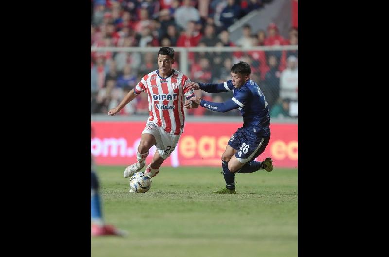 Unioacuten de Santa Fe empatoacute con Talleres de Coacuterdoba y complicoacute su clasificacioacuten a los playoffs del Torneo Apertura