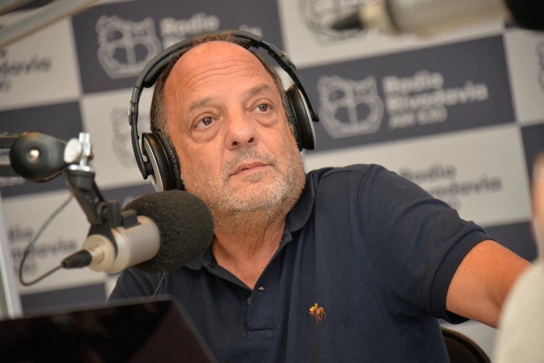 De periodistas y ensobrados