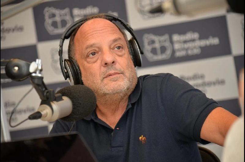 De periodistas y ensobrados