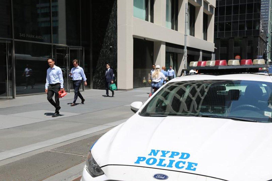 Tres muertos tras declararse un incendio en un apartamento de Manhattan