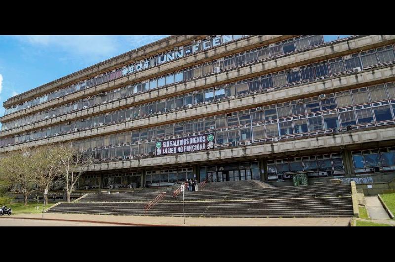 Conflicto contra la UBA- el Gobierno prepara una respuesta con nuacutemeros
