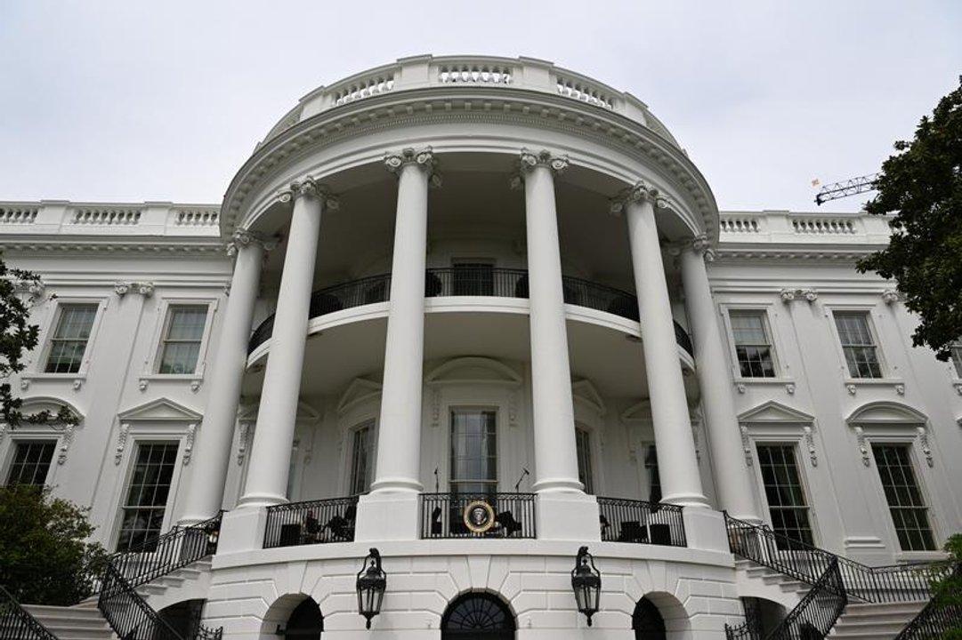 Tensioacuten en Washington- el Servicio Secreto hirioacute a un hombre armado cerca de la Casa Blanca