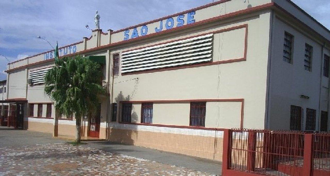Ataque armado en una escuela de Brasil provocoacute dos muertos y cinco heridos