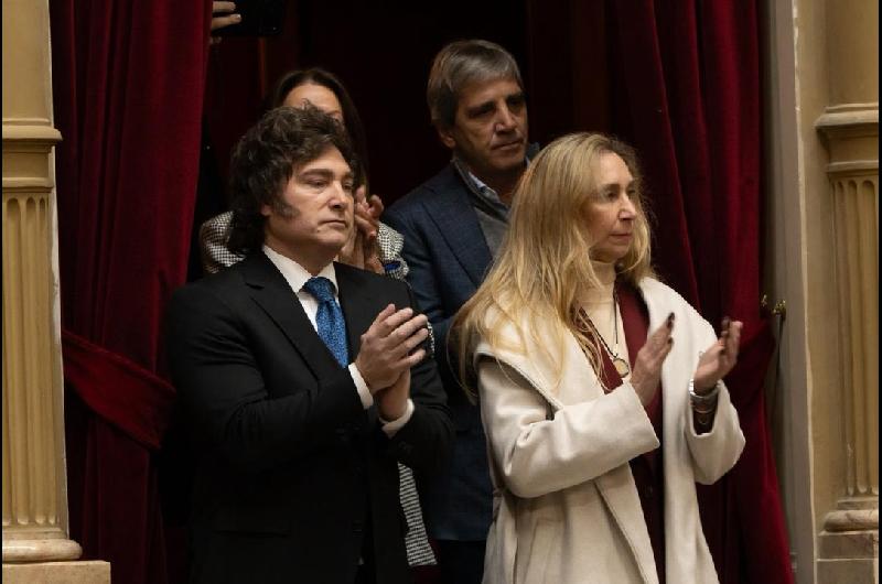 La imagen digital de Milei en declive- el desgaste del entorno y el avance de figuras opositoras