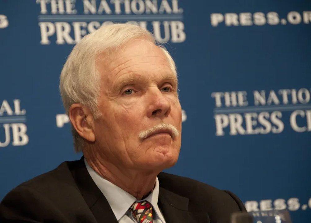 Murioacute Ted Turner fundador de la cadena informativa CNN y pionero en transmitir las noticias 24 horas al diacutea