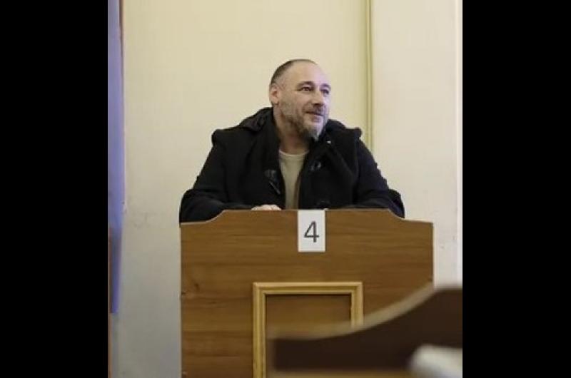 Un concejal de LLA de Villa Gesell denuncioacute agresiones fiacutesicas y amenazas en el Consejo Deliberante