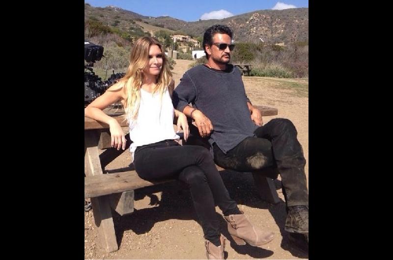 Sofiacutea Zaacutemolo recordoacute el rodaje de ldquoApneardquo con Ricardo Arjona- ldquoUno de los momentos maacutes lindos