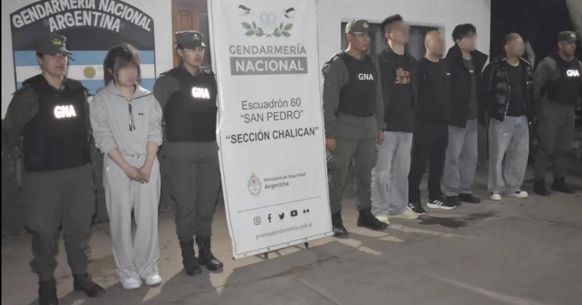 Expulsaron a ciudadanos chinos que ingresaron ilegalmente al paiacutes