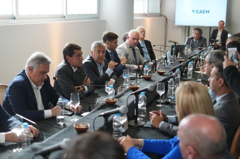 Carlos Sadir participoacute de la Mesa Federal Minera
