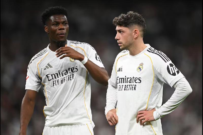 El Real Madrid reveloacute queacute haraacute tras la pelea entre Valverde y Tchouameacuteni