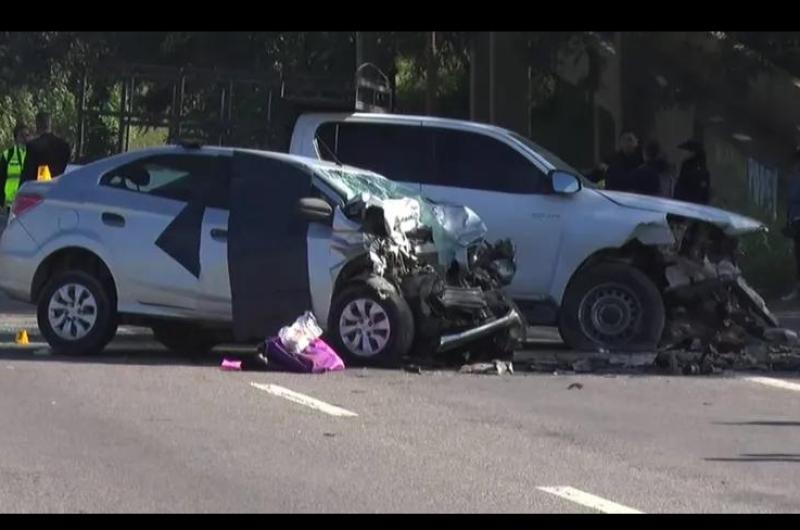 Choque frontal entre un auto y una camioneta dos muertos en Ruta 66