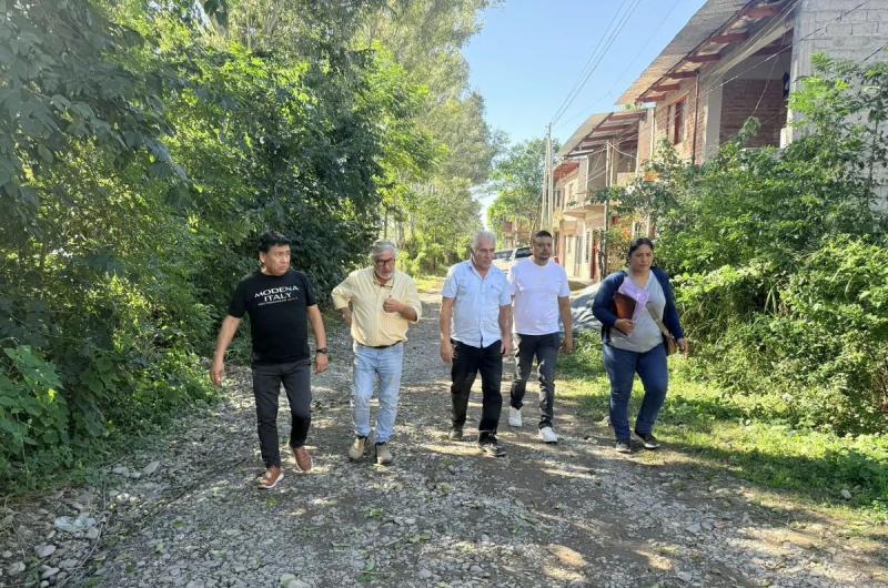 Evaluacutean obras para optimizar el acceso al servicio de agua en asentamientos