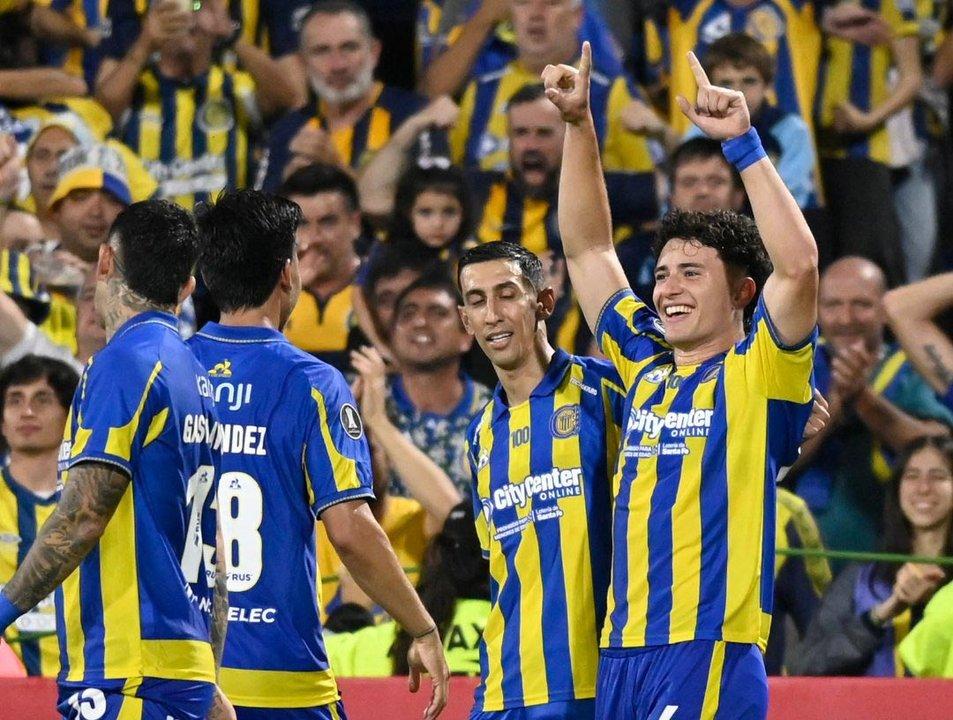 Poleacutemica en el Torneo Apertura- Rosario Central no acreditaraacute a medios partidarios de Independiente