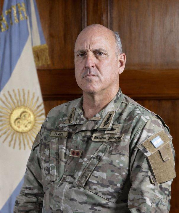 Carlos Presti designoacute a Pablo Plaza en la presidencia de la Obra Social de las Fuerzas Armadas