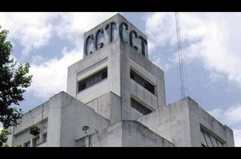 La CGT denuncioacute persecucioacuten y amenazas tras un ataque con una molotov a un sindicato en Rosario