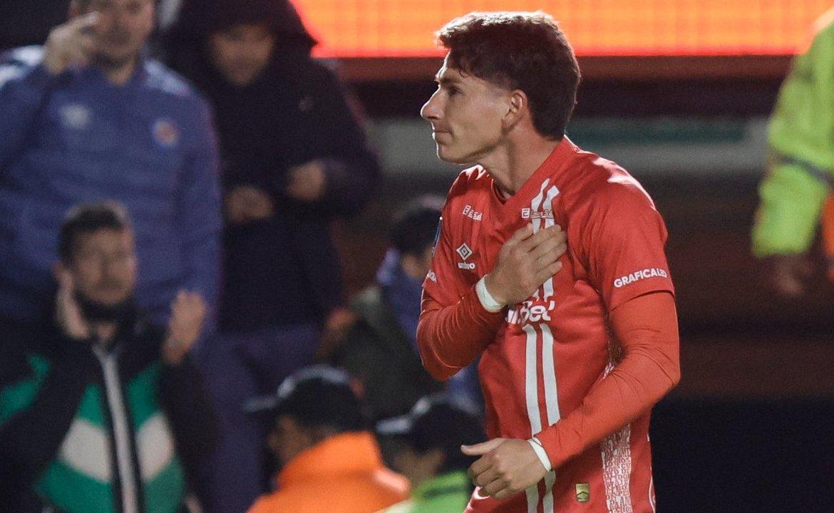 Argentinos Juniors vencioacute a Lanuacutes y seraacute rival de Huracaacuten en cuartos de final