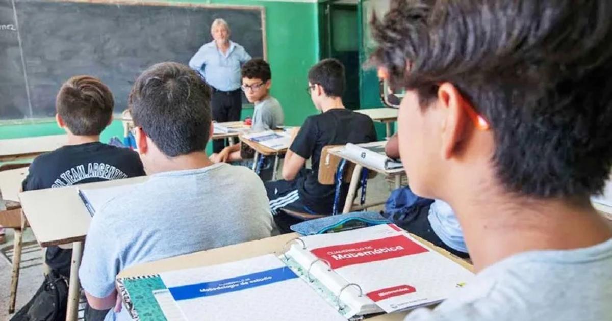 El 52-en-porciento- de los adolescentes no logra proyectar su futuro laboral