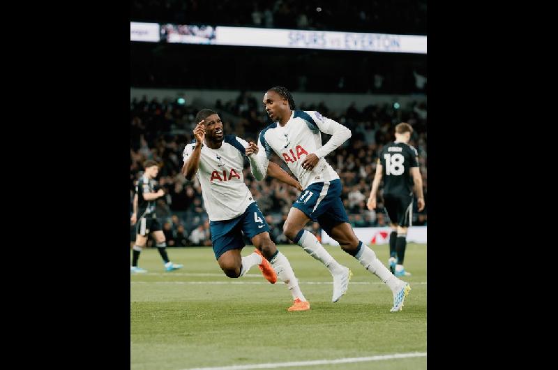 Premier League- Tottenham empatoacute con Leeds United y se mantiene fuera de la zona de descenso