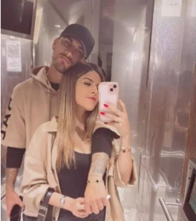 La esposa de Paredes lo respaldoacute en Instagram tras las criacuteticas por la eliminacioacuten de Boca
