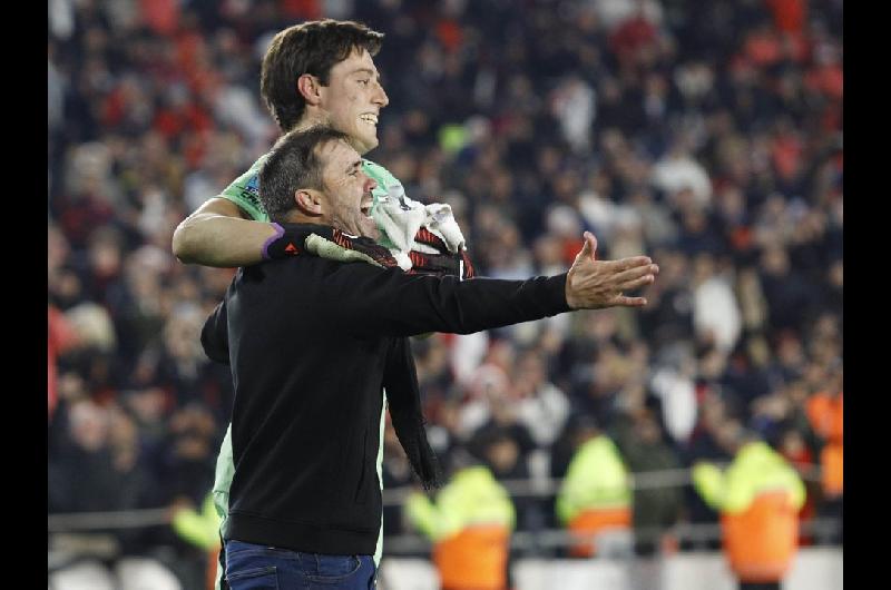River recibe a Gimnasia y Esgrima La Plata por un lugar en las semifinales del Torneo Apertura