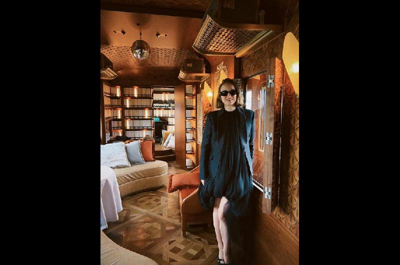 Natalie Portman comparte la primera imagen de su embarazo con Tanguy Destable
