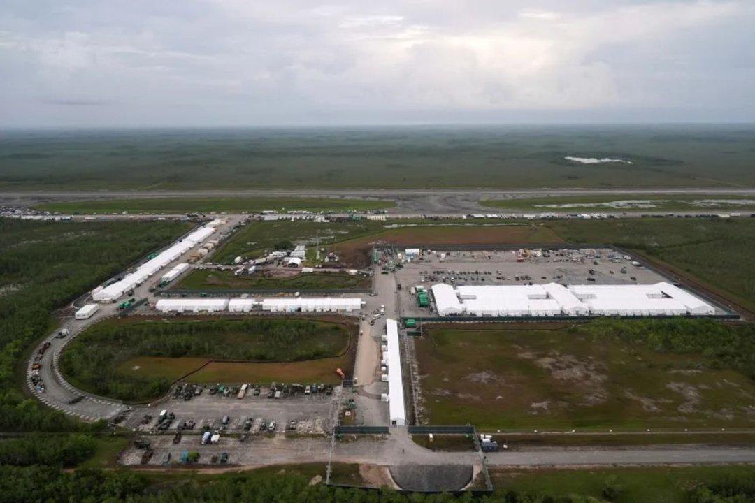 EE UU- cierra Alligator Alcatraz el controvertido centro de detencioacuten para migrantes de Florida