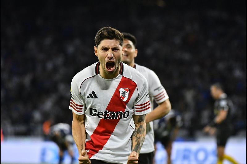 Alerta en River- se lesionoacute Montiel y Bustos seraacute su reemplazante ante Gimnasia