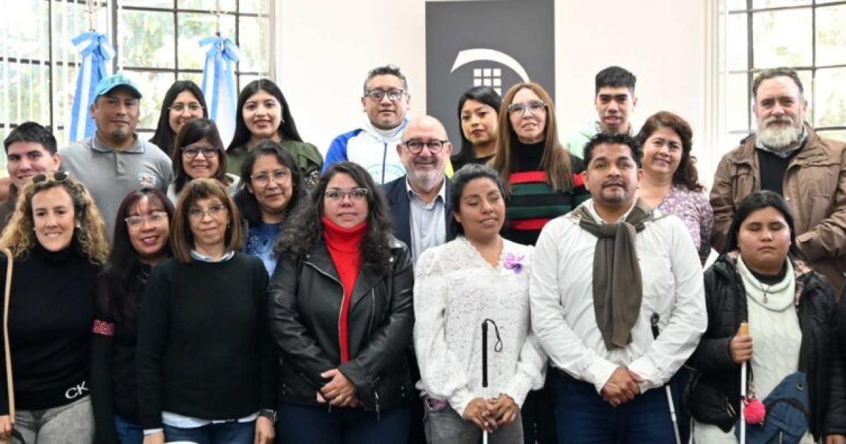 Capacitaraacuten promotores para la vida independiente de personas con discapacidad