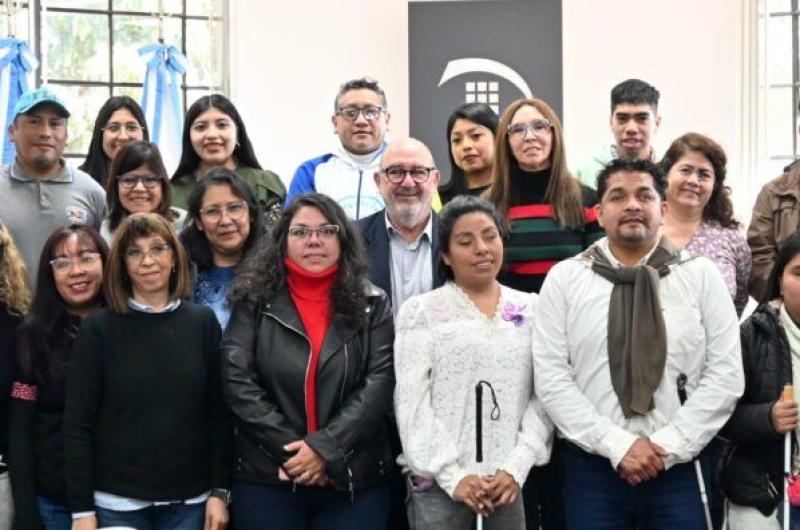 Capacitaraacuten promotores para la vida independiente de personas con discapacidad