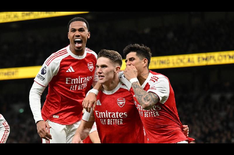 Se pone en marcha la fecha 37 de la Premier League en la que el Arsenal se podriacutea consagrar campeoacuten