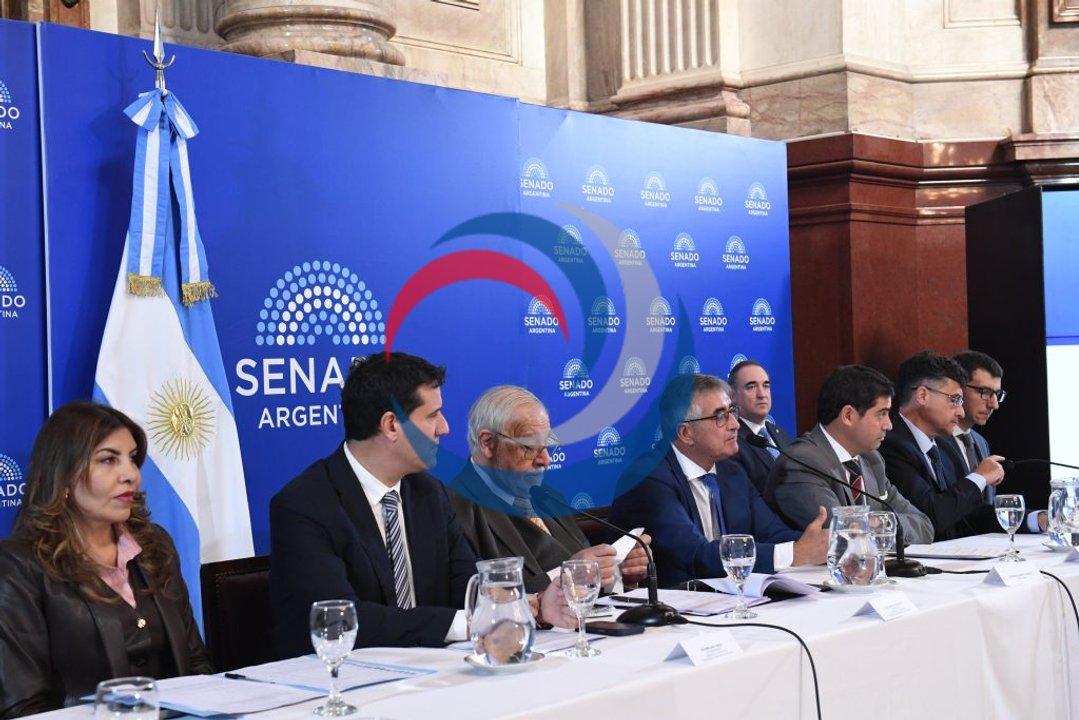 Senado- Oficialismo consiguioacute que bloques dialoguistas avalen los pliegos de unos 80 jueces 