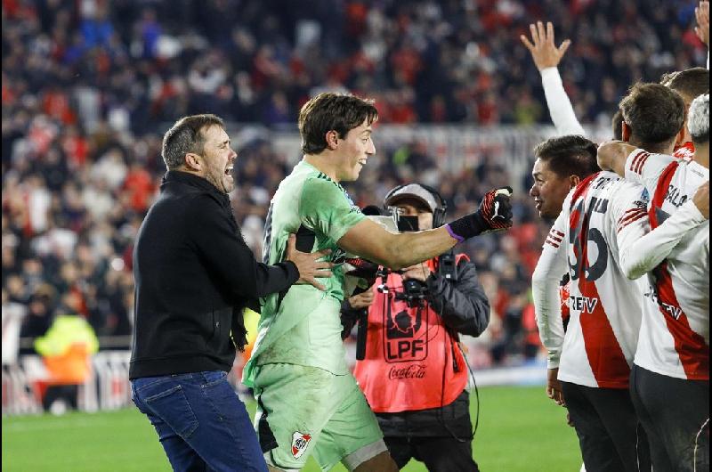 Conmebol rechazoacute la apelacioacuten de River y mantiene la suspensioacuten de Santiago Beltraacuten